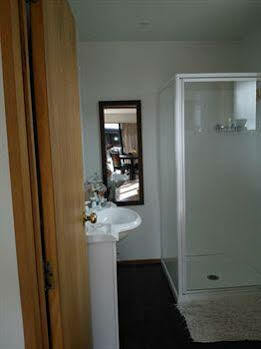 Bed & Breakfast Maples On Harewood 4*